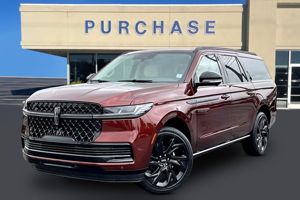 New 2027 Lincoln Navigator L Reserve w/ Jet Appearance Package AWD/4WD image 2