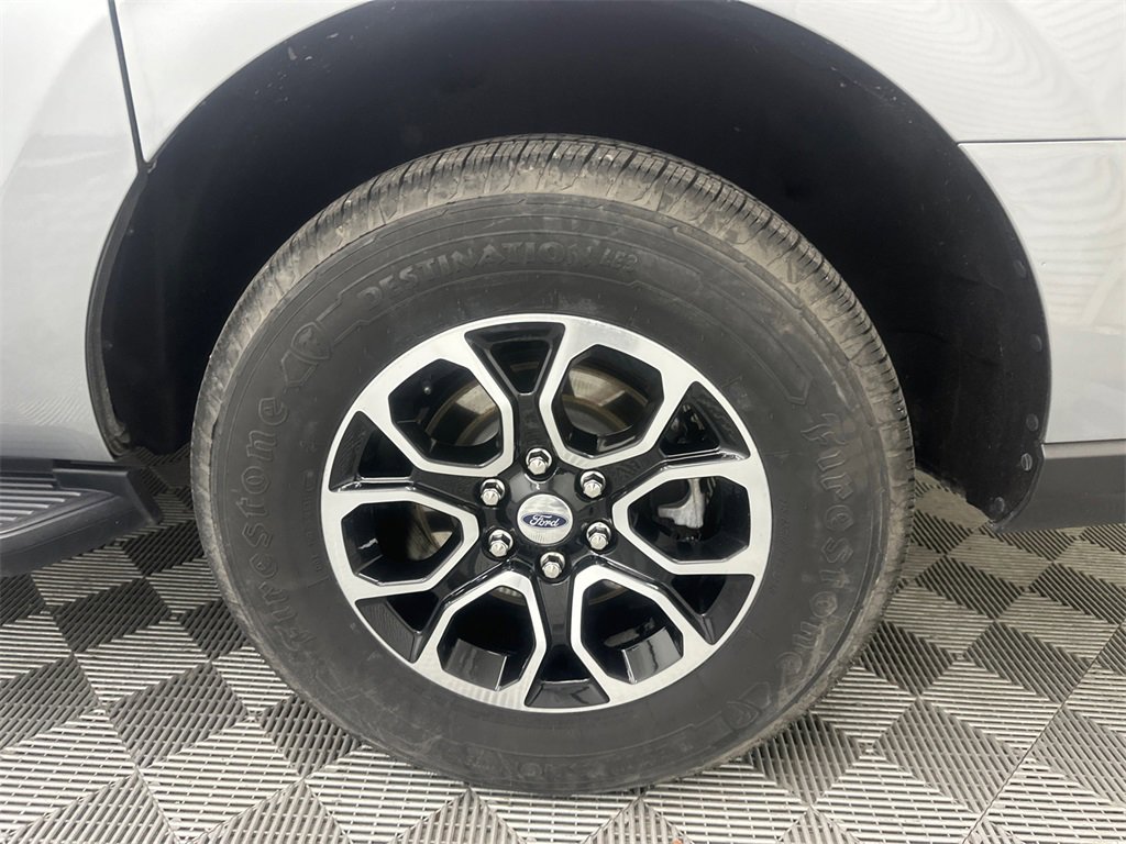 Used 2024 Ford Expedition Max XLT image 22