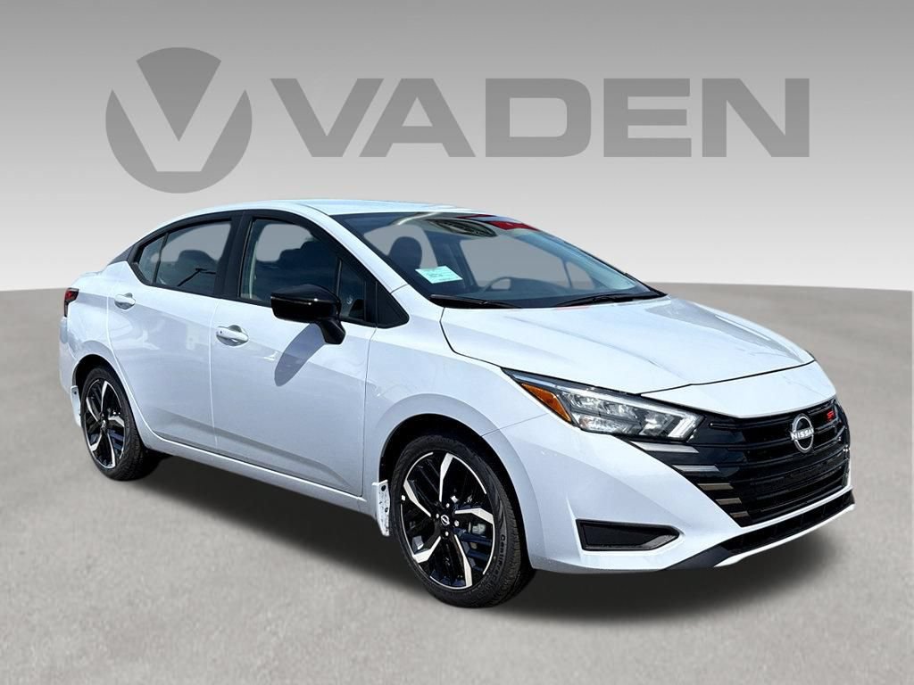 New 2025 Nissan Versa SR w/ Trunk Package FWD image 1