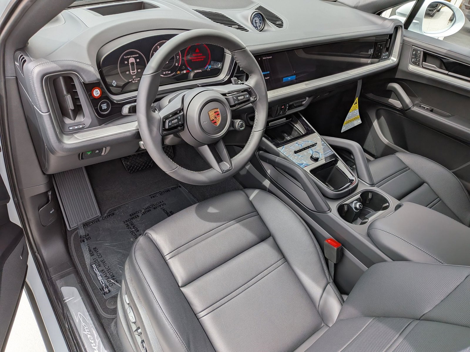 New 2026 Porsche Cayenne Coupe AWD/4WD image 4