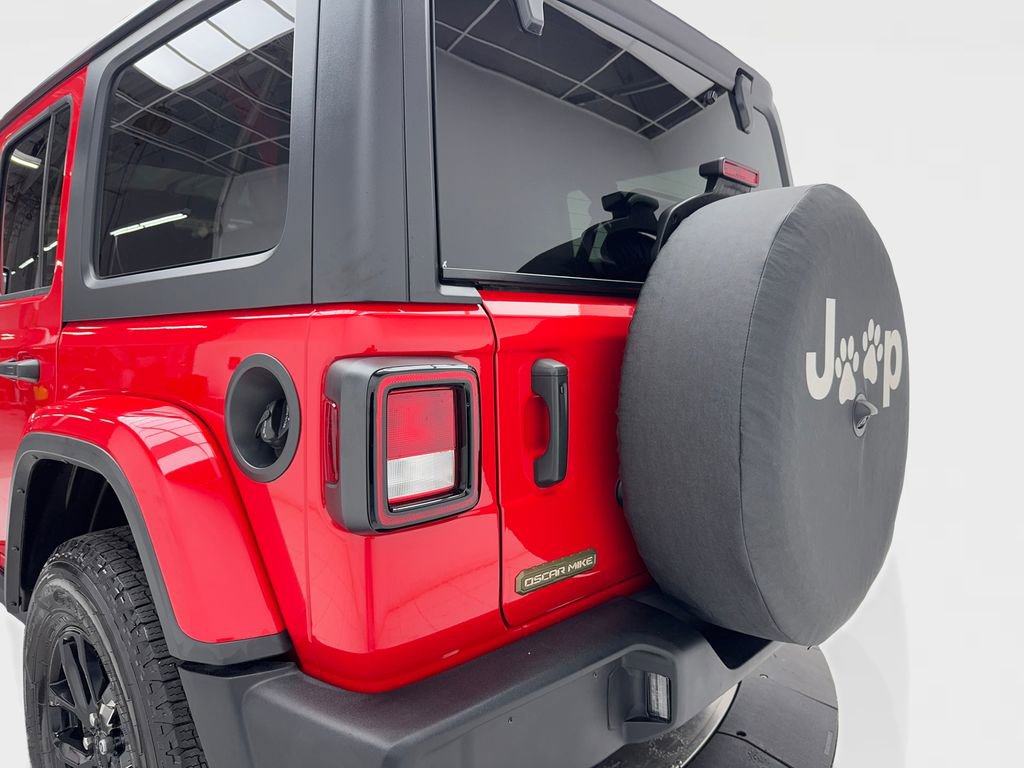 Used 2023 Jeep Wrangler Unlimited Sport image 11