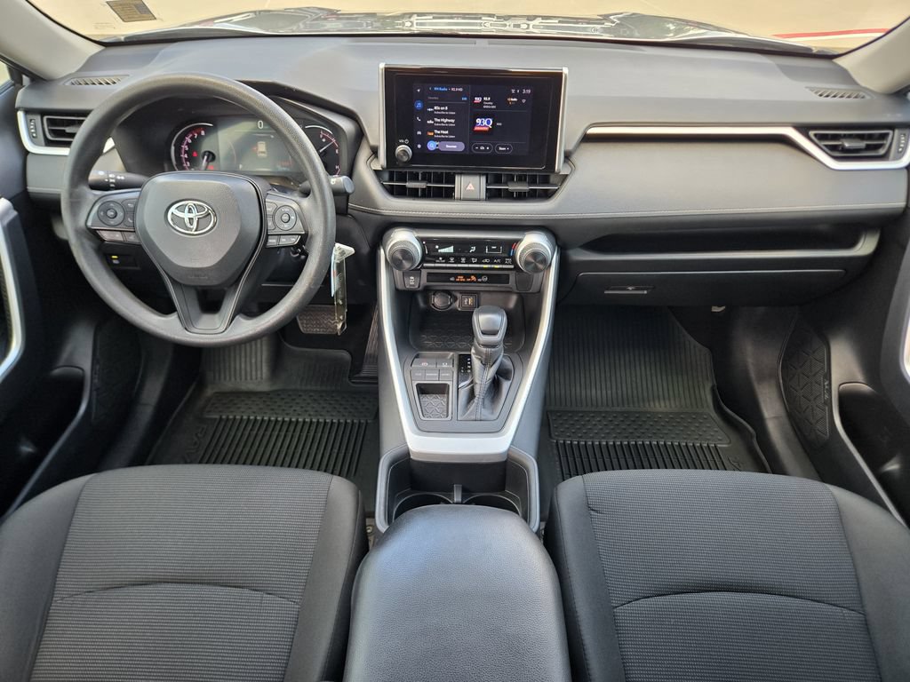 Used 2023 Toyota RAV4 LE FWD image 14