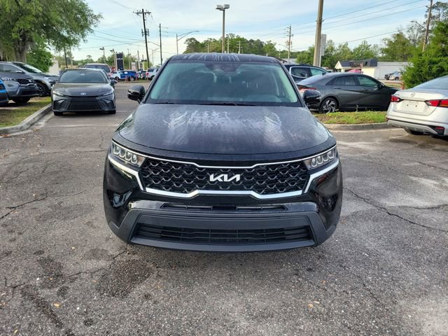 Used 2022 Kia Sorento LX image 5