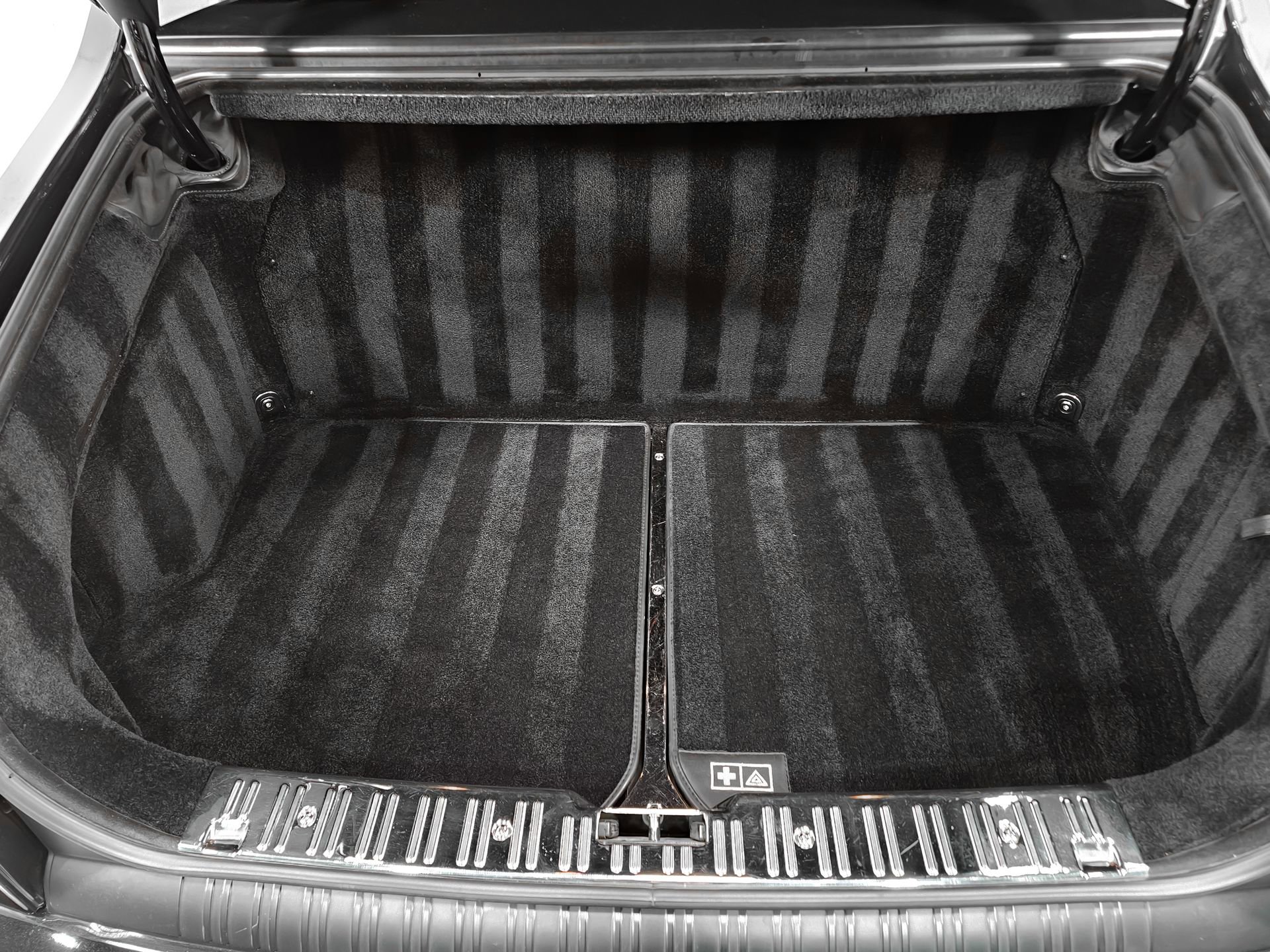 Used 2006 Rolls-Royce Phantom Sedan image 15