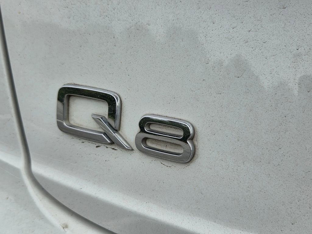 Used 2019 Audi Q8 Prestige AWD/4WD image 9