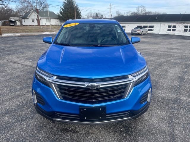 Used 2024 Chevrolet Equinox LT image 2