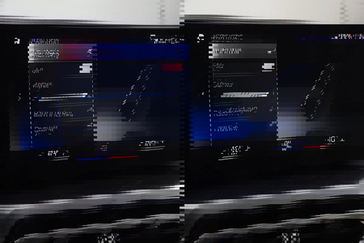 Used 2023 BMW 330i xDrive 330i xDrive image 36