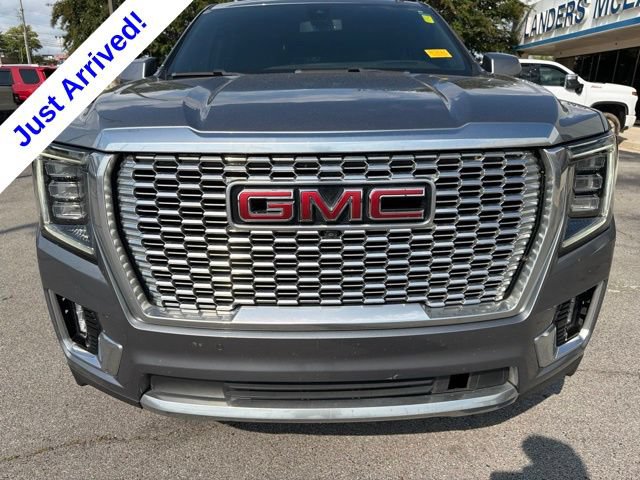 Used 2022 GMC Yukon XL Denali AWD/4WD image 9