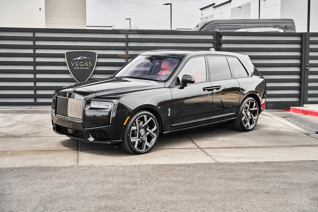 Used 2026 Rolls-Royce Cullinan Black Badge AWD/4WD image 6