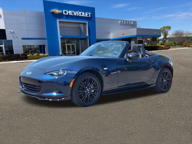 Used 2025 MAZDA MX-5 Miata Club w/ Appearance Package RWD image 33