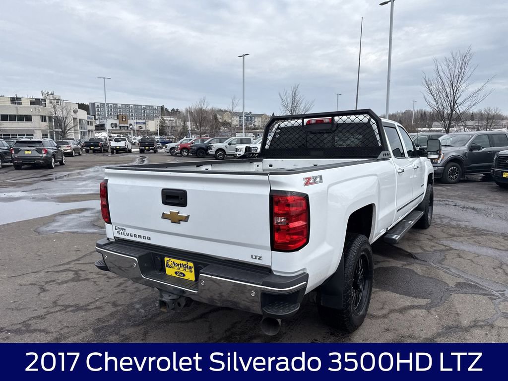 Used 2017 Chevrolet Silverado 3500 LTZ w/ Duramax Plus Package image 7