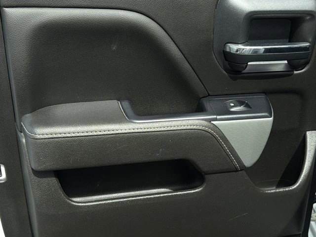 Used 2018 Chevrolet Silverado 1500 LT w/ All Star Edition image 19