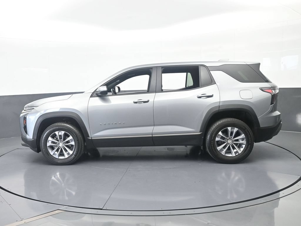 Used 2026 Chevrolet Equinox LT FWD image 3