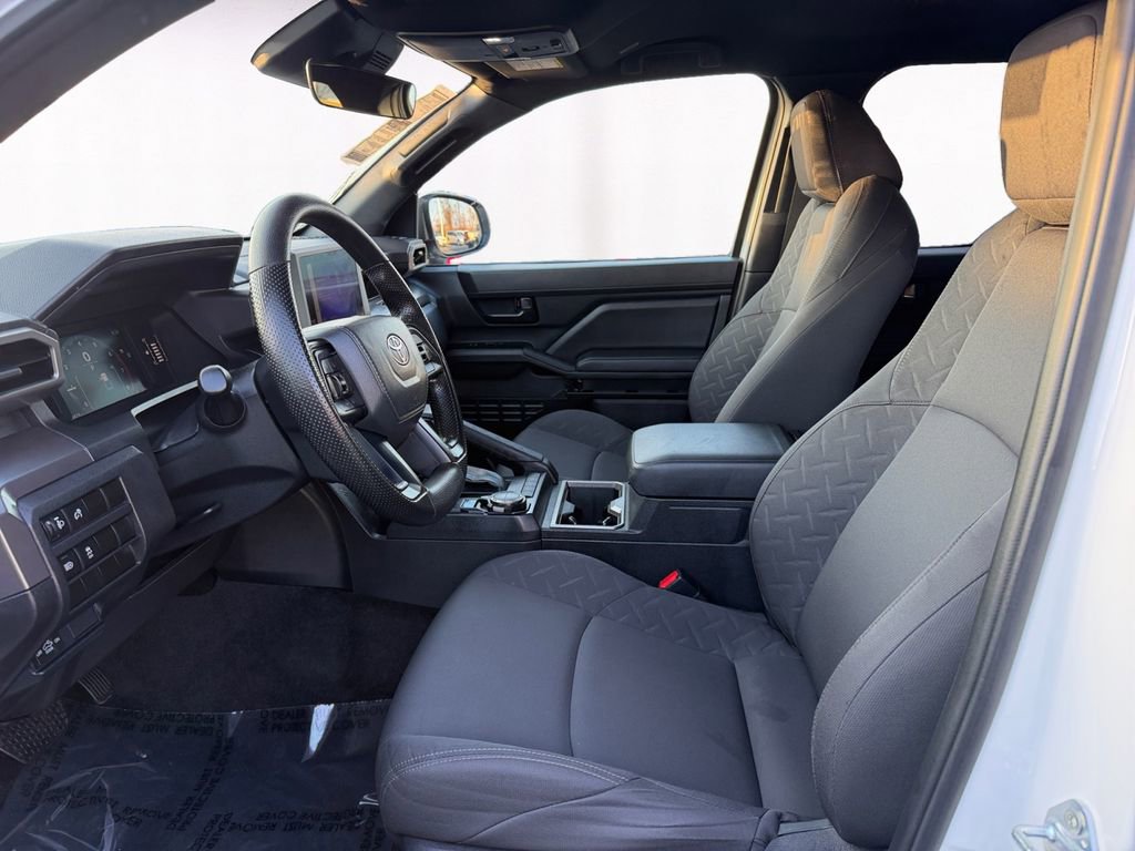 Used 2025 Toyota Tacoma Limited image 9