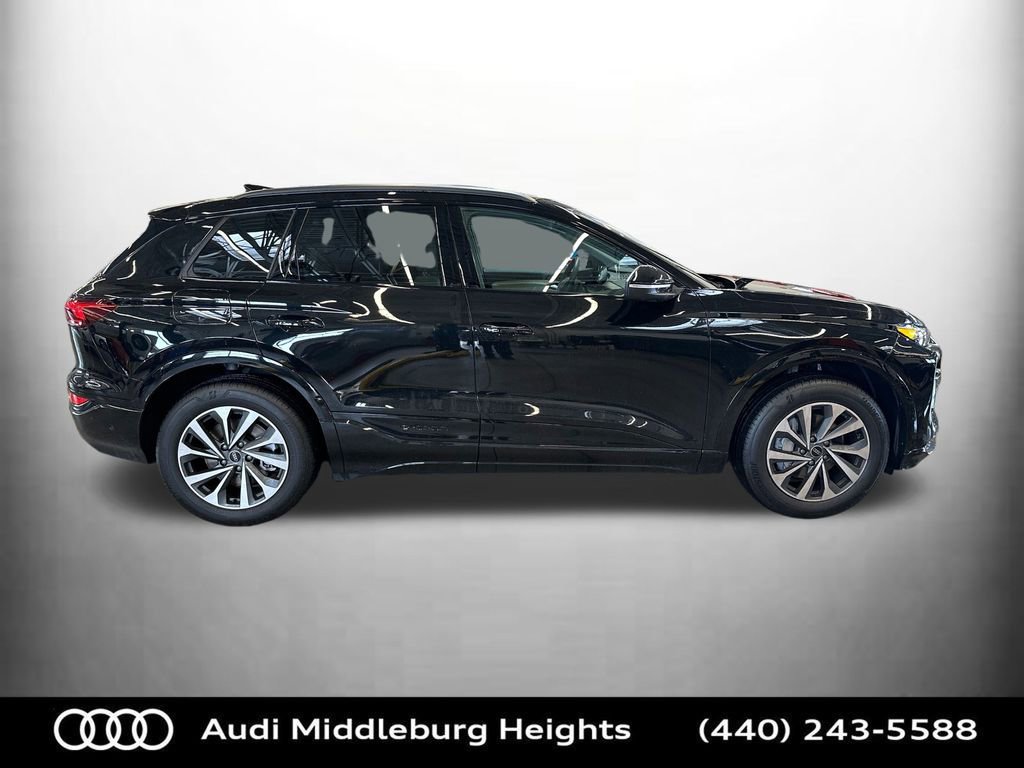 Certified 2025 Audi Q6 e-tron Premium Plus w/ Premium Plus image 9