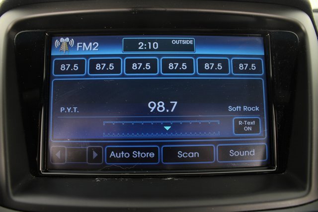 Used 2013 Hyundai Genesis 3.8 image 4