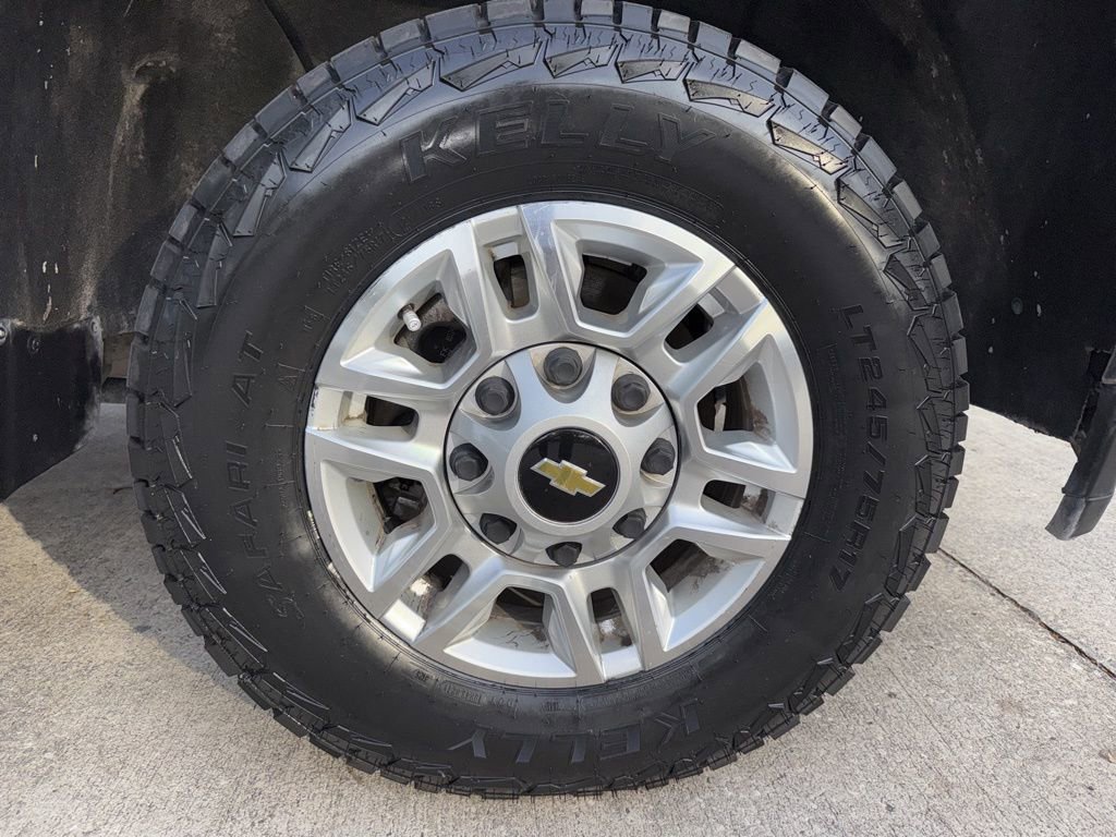 Used 2020 Chevrolet Silverado 2500 LT w/ All Star Edition image 44