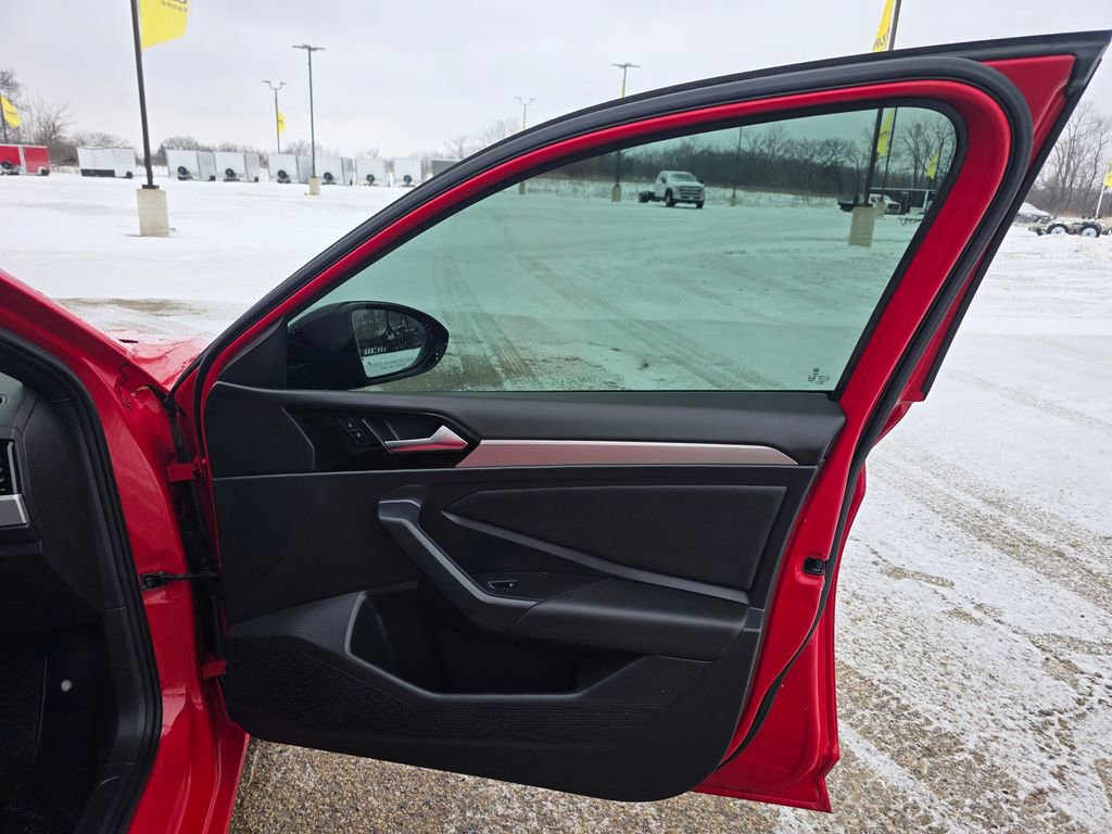 Used 2020 Volkswagen Jetta R-Line image 28