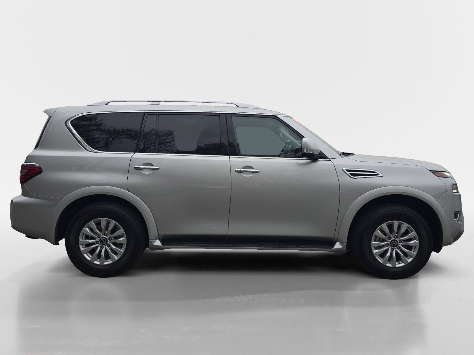 Certified 2024 Nissan Armada SV w/ Cargo Package AWD/4WD image 6