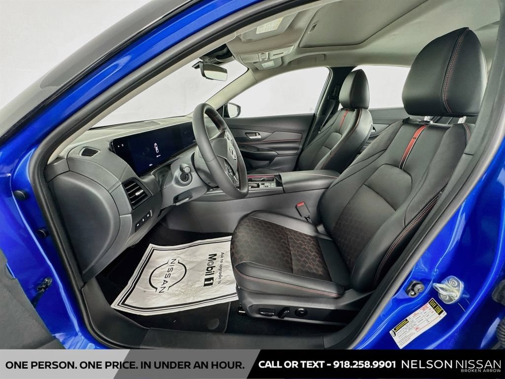 New 2026 Nissan Sentra SR w/ SR Premium Package FWD image 21