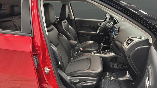 Used 2019 Jeep Compass Latitude w/ Popular Equipment Group image 24