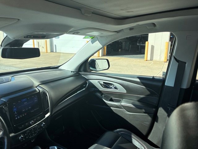 Used 2021 Chevrolet Traverse RS AWD/4WD image 20