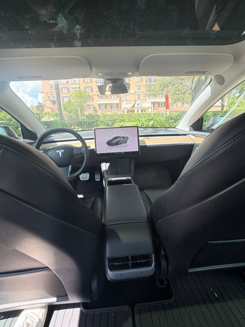 Used 2022 Tesla Model 3 Performance AWD/4WD image 10