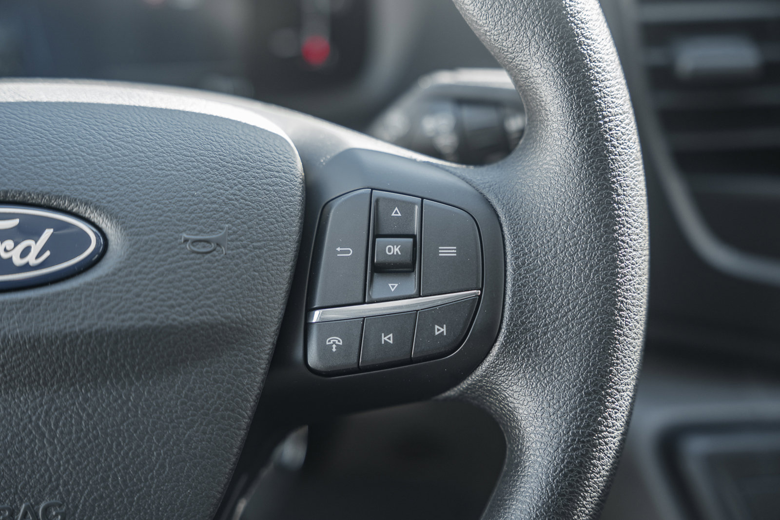 New 2026 Ford Transit 250 Low Roof w/ Load Area Protection Package RWD image 30