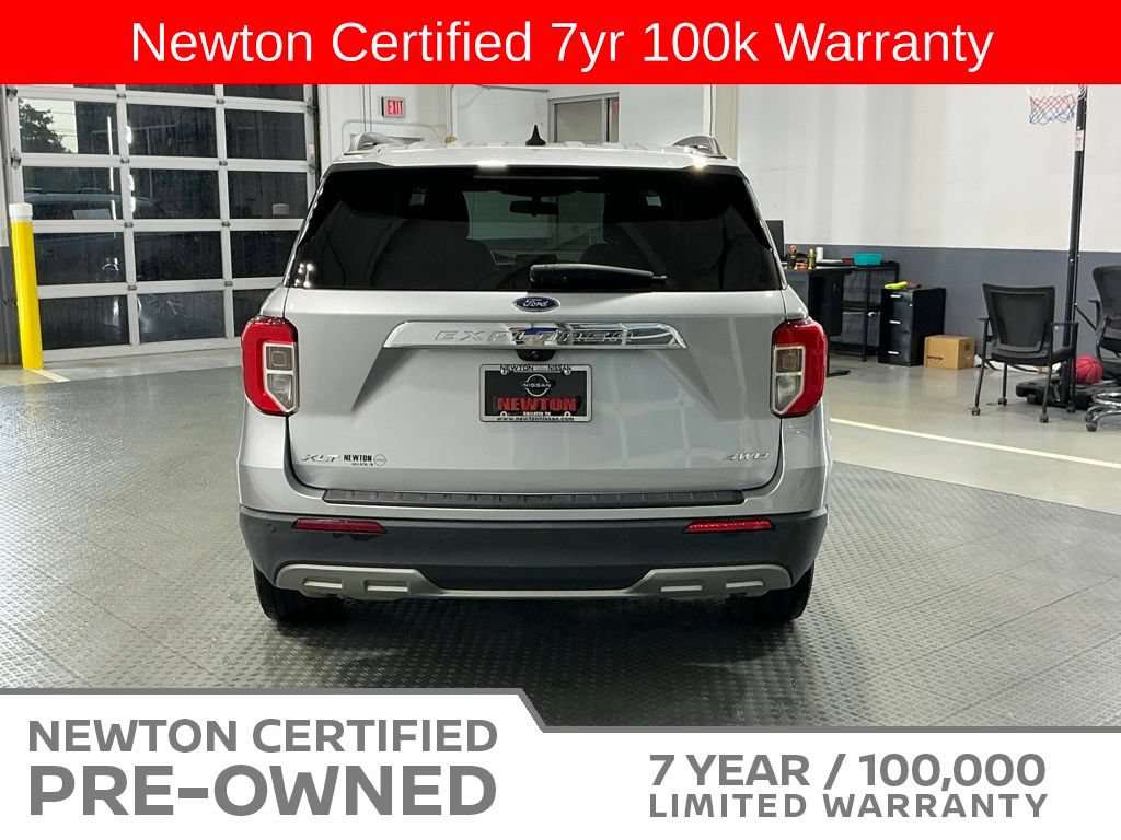 Used 2021 Ford Explorer XLT w/ Equipment Group 202A AWD/4WD image 5