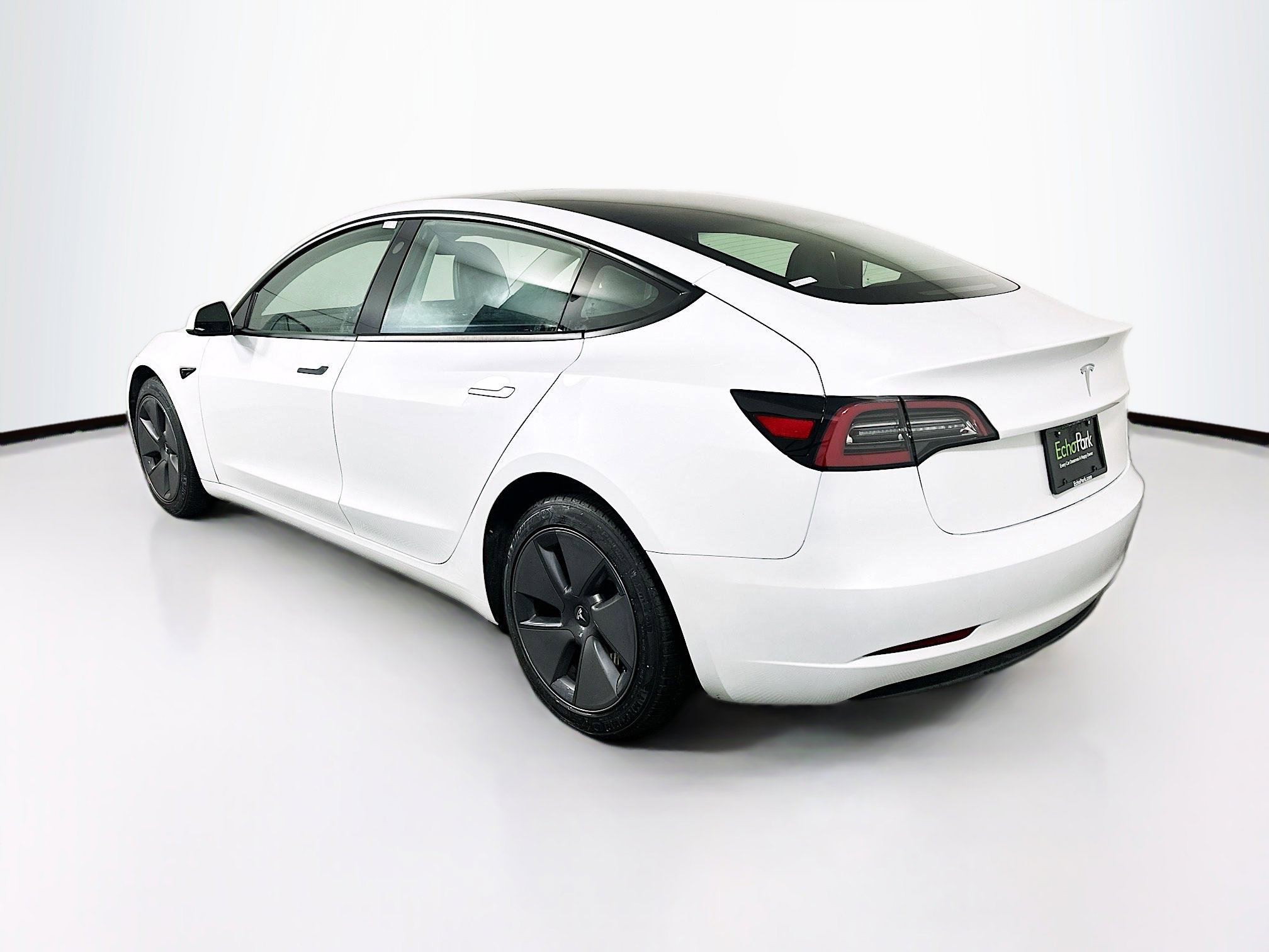 Used 2023 Tesla Model 3 Standard Range RWD image 5