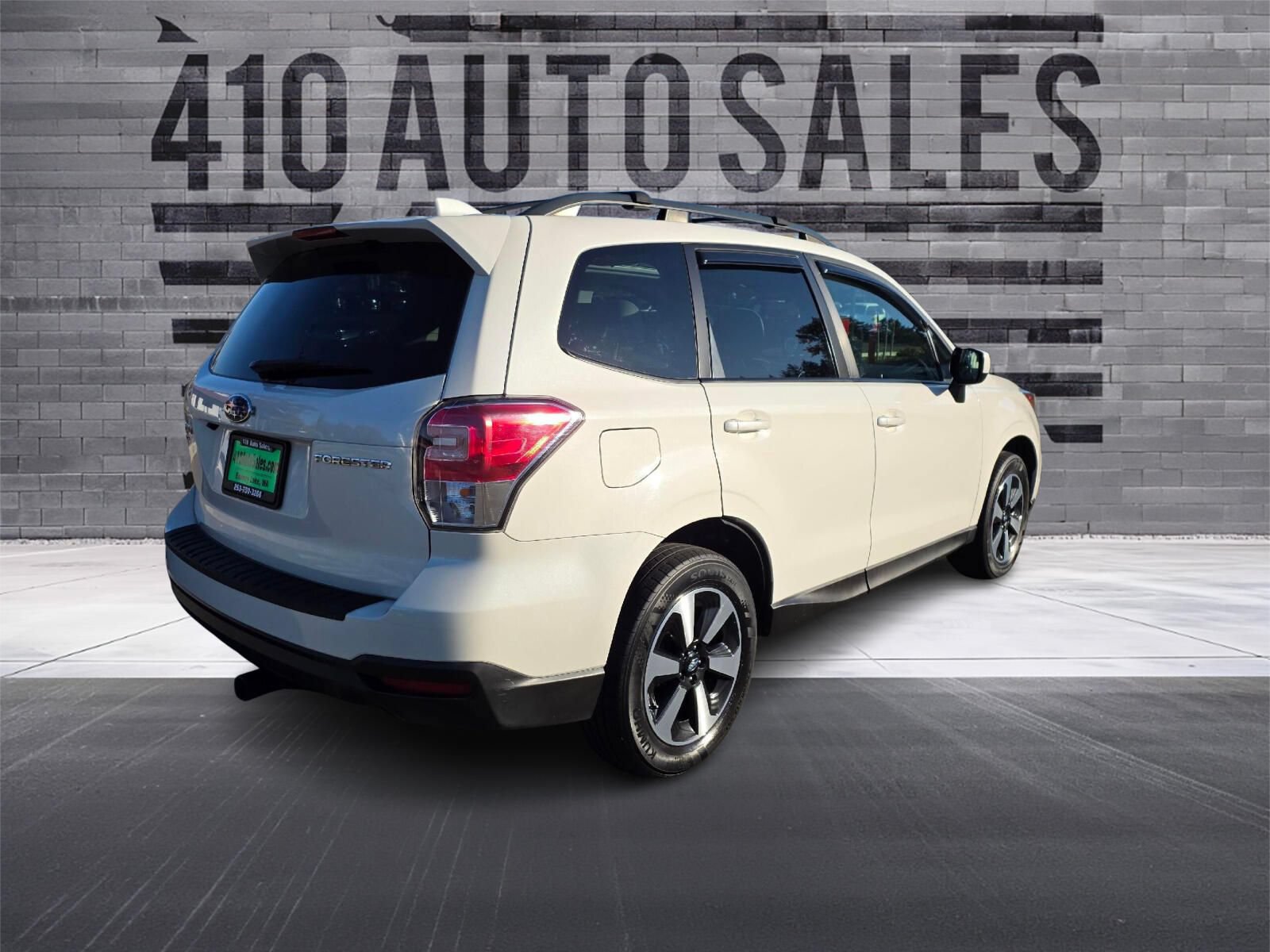 Used 2018 Subaru Forester 2.5i Premium AWD/4WD image 3