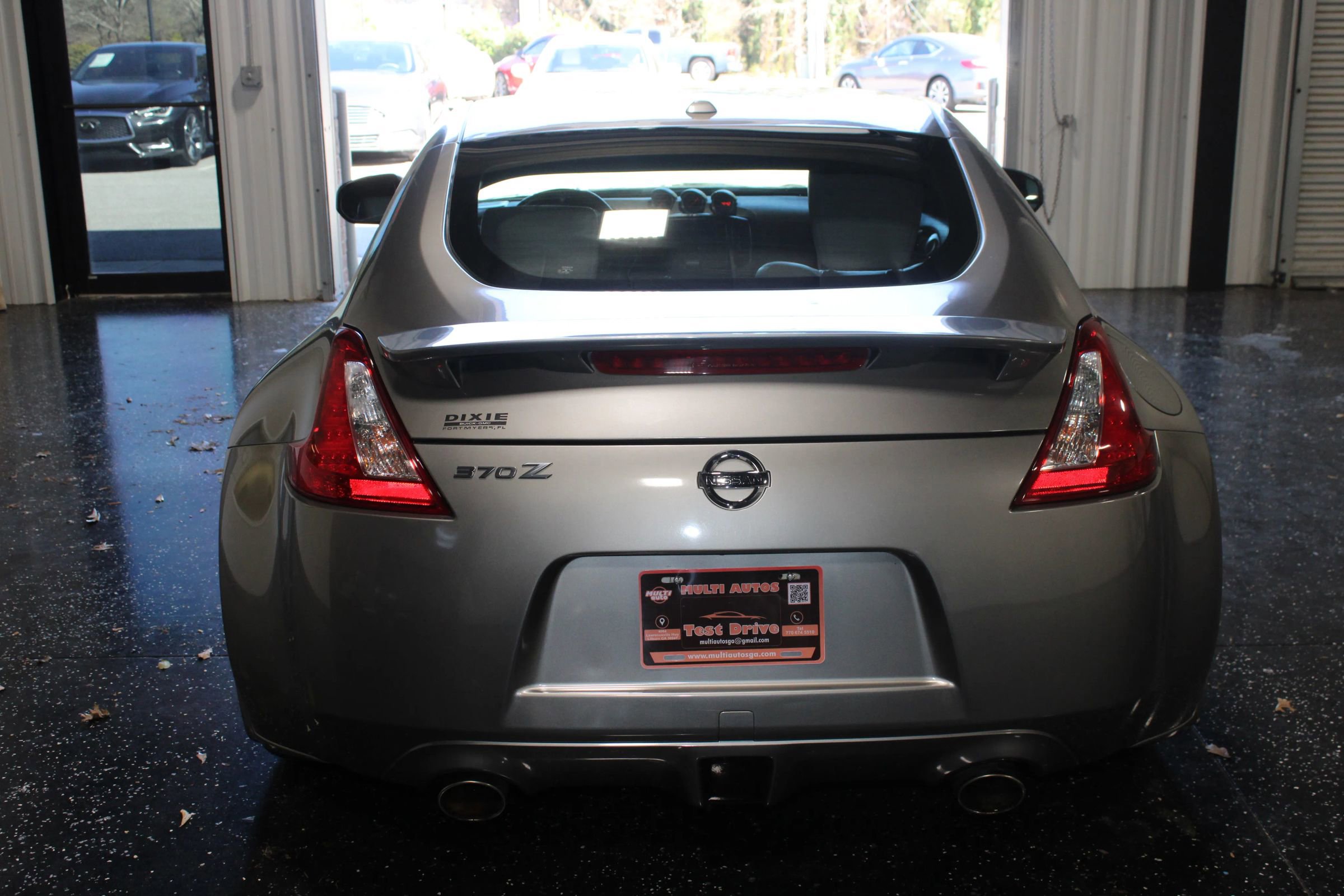 Used 2009 Nissan 370Z Touring w/ Sport Pkg image 3