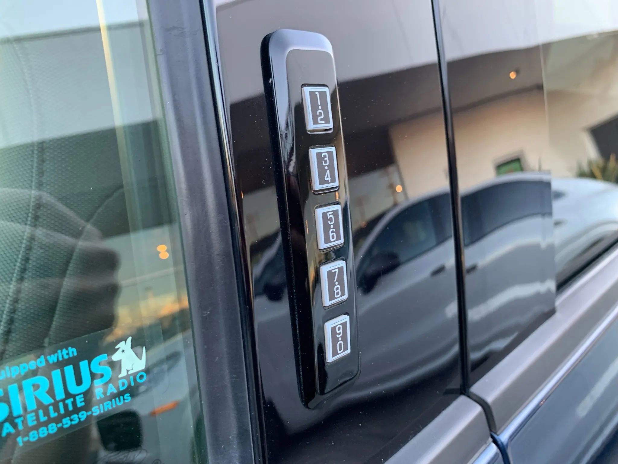 Used 2015 Ford F150 XLT w/ Equipment Group 302A Luxury image 27