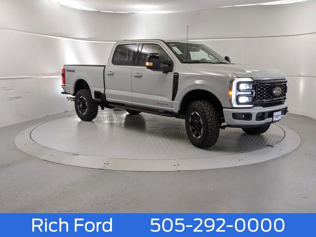 New 2025 Ford F250 Lariat w/ Lariat Ultimate Package