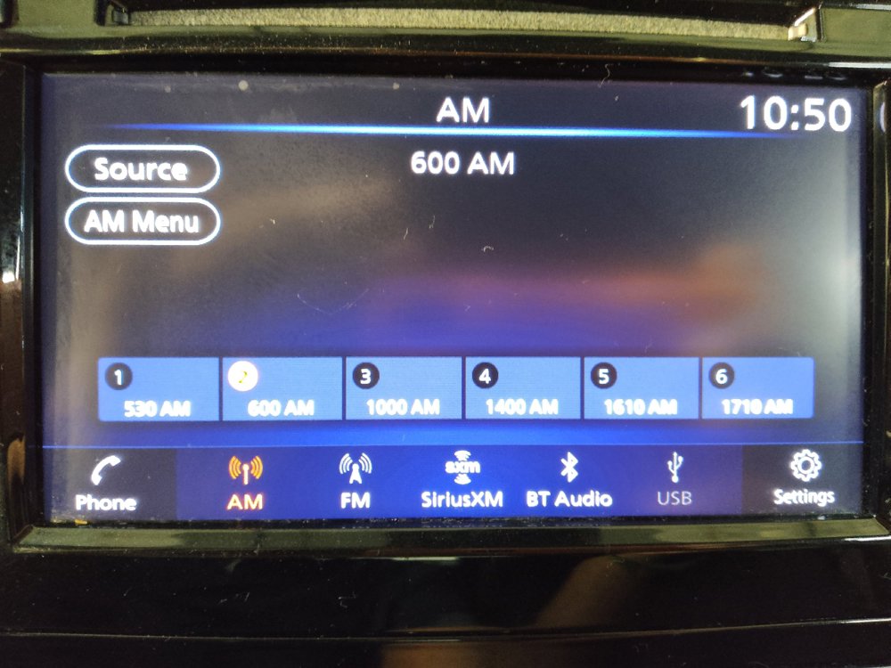Used 2020 Nissan Rogue SV FWD image 25