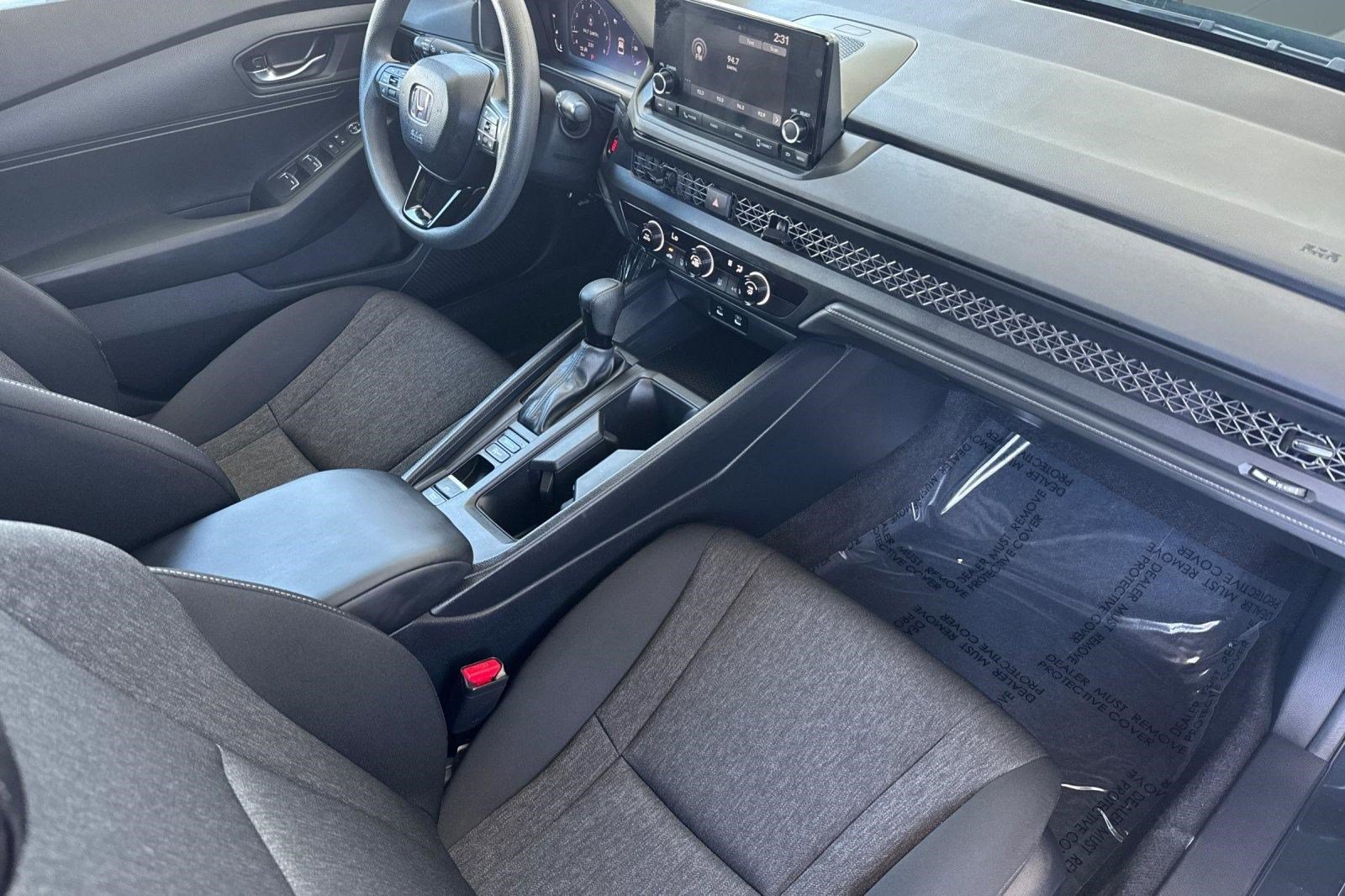 Certified 2025 Honda Accord LX image 31