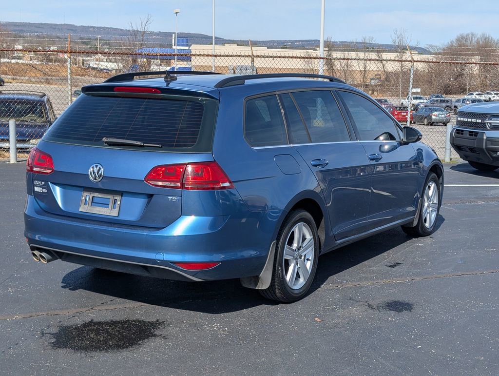 Used 2015 Volkswagen Golf TDI S image 6