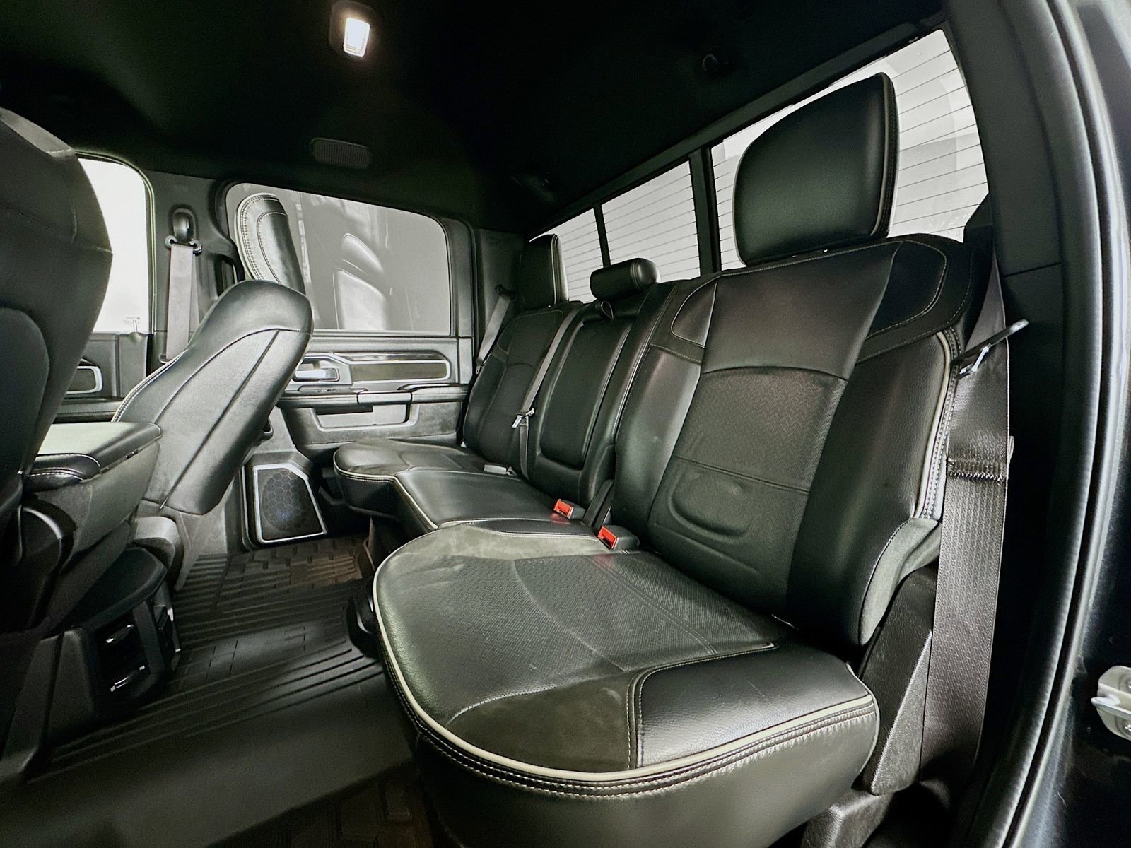 Used 2019 RAM 3500 Laramie AWD/4WD image 25