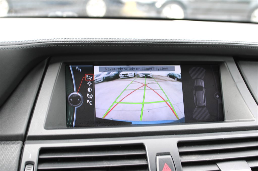 Used 2010 BMW X5 M image 26