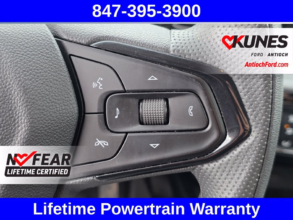 Used 2025 Chevrolet Trax LT FWD image 37