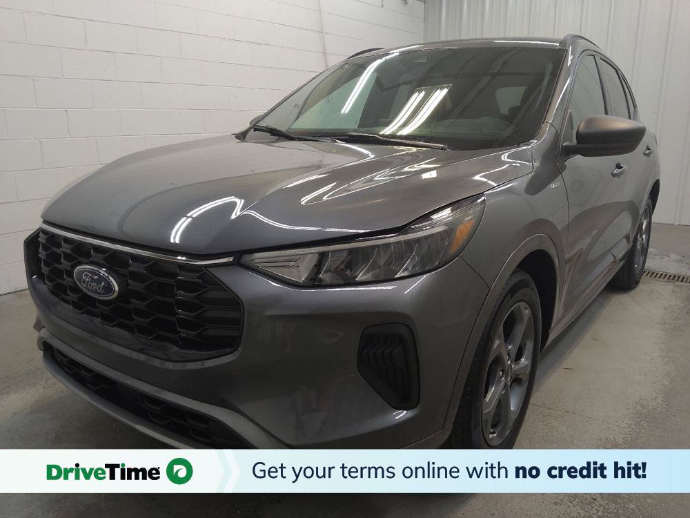 Used 2024 Ford Escape ST-Line w/ Tech Pack #1 FWD image 1