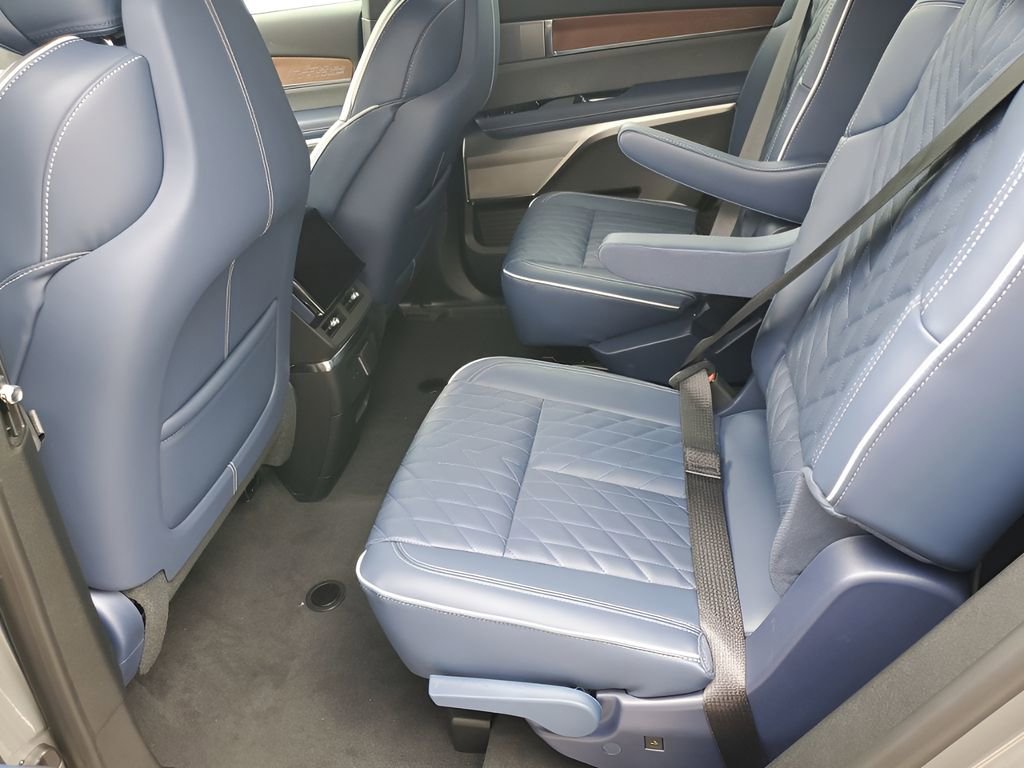 New 2026 Cadillac Vistiq Premium Luxury image 20