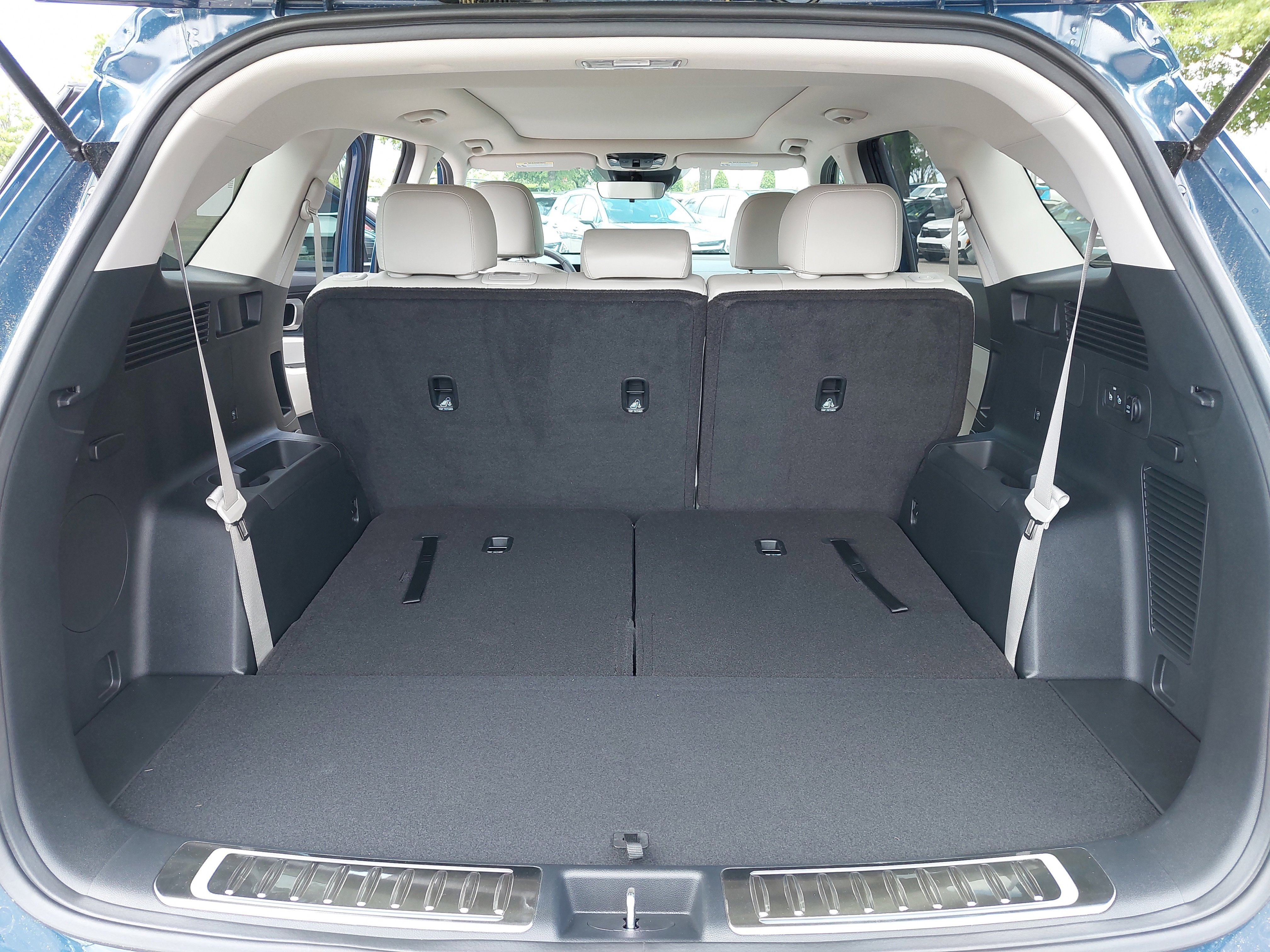 New 2025 Kia Sorento S w/ Panoramic Sunroof Package image 14