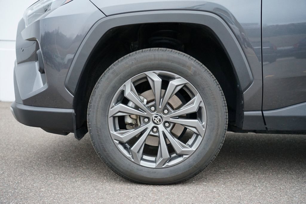 Used 2023 Toyota RAV4 Limited image 35