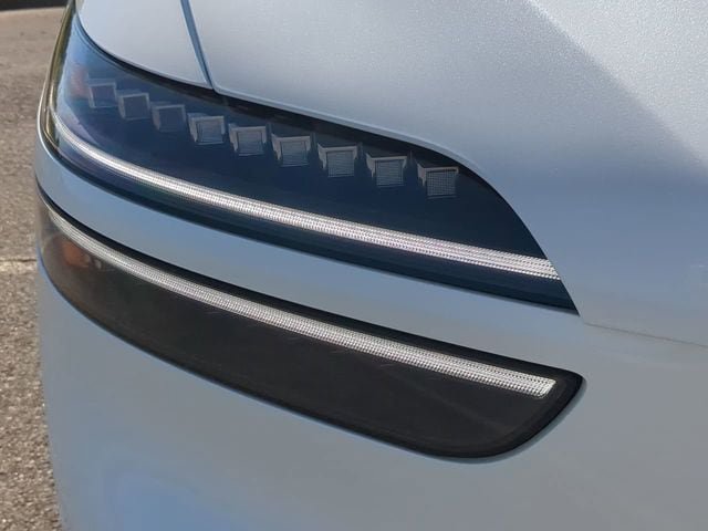 New 2026 Genesis GV70 2.5T Advanced AWD/4WD image 9