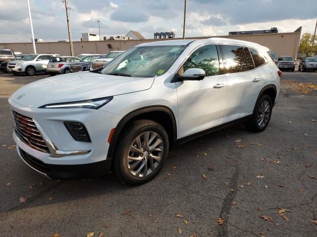 New 2026 Buick Enclave Preferred w/ Power Package image 9