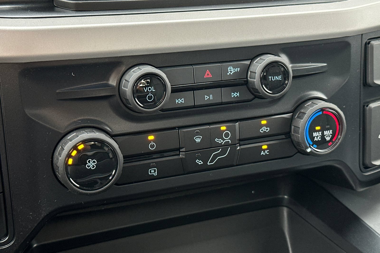 New 2026 Ford F250 XLT AWD/4WD image 18