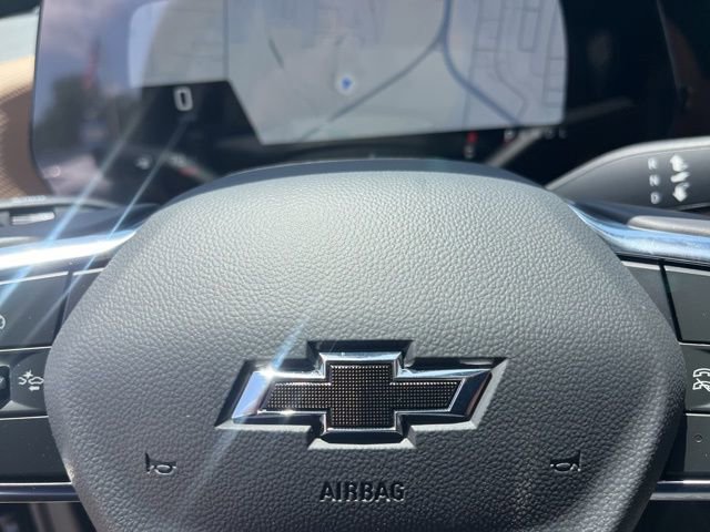 New 2026 Chevrolet Equinox ACTIV w/ Convenience Package III image 39