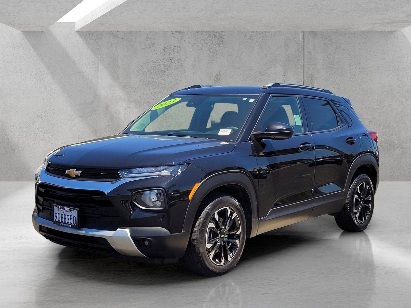 Used 2023 Chevrolet TrailBlazer LT FWD image 9