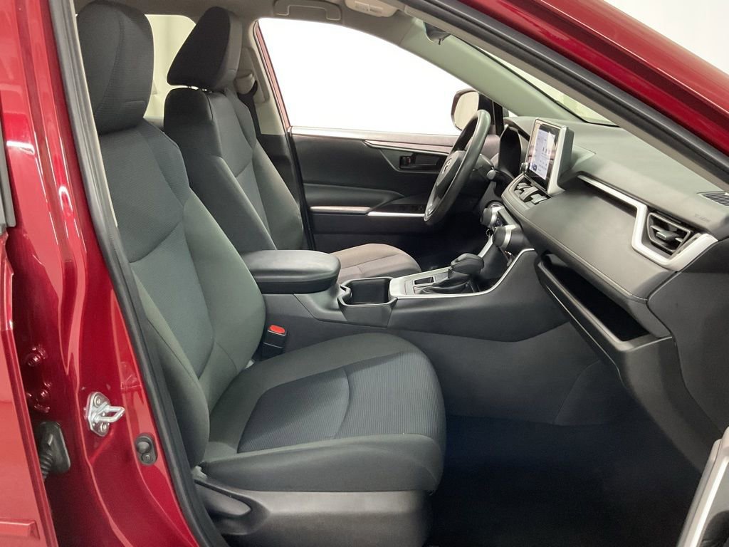 Used 2023 Toyota RAV4 LE image 26